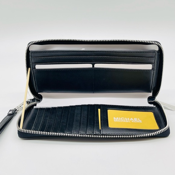 Michael Kors Large Continental Wallet Wristlet Black - Picture 4 of 7